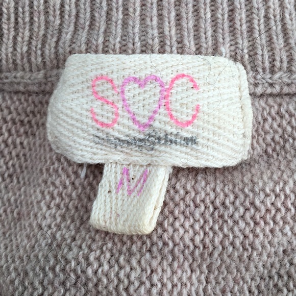 Urban outfitters sweater - Picture 6 of 6